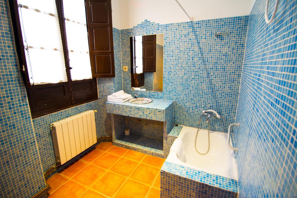 Arteaga Hostal&baños Arabes Elvira Granada